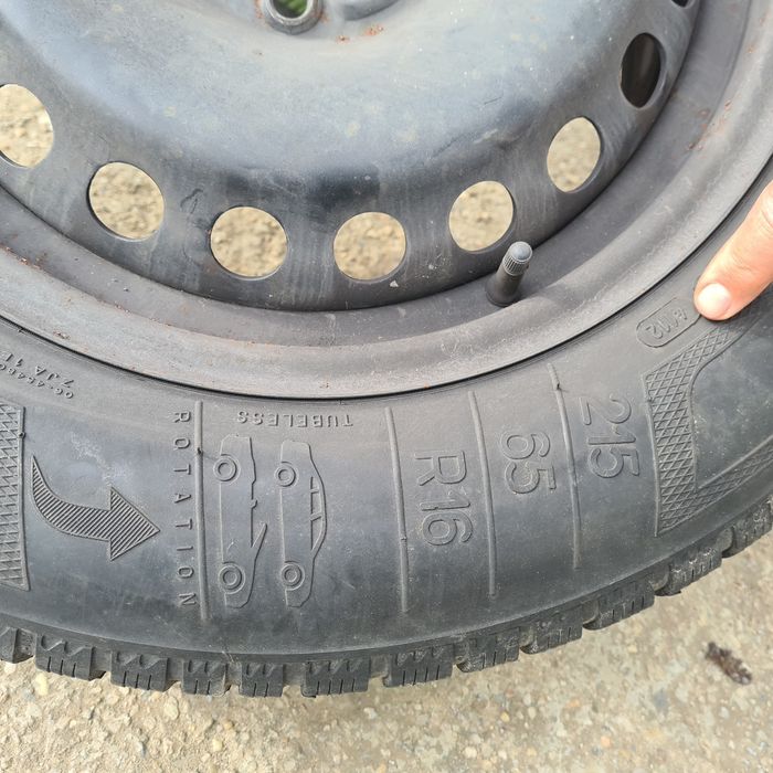 Roti iarna Ford Kuga 215/65/r16