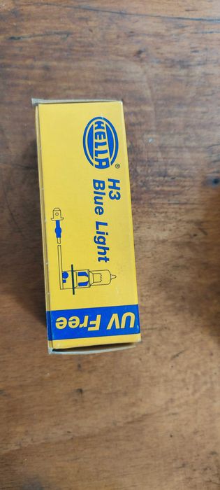 Крушки Н4-HELLA Blue Light 60/55W ; H4- 135/100W;  H3 Blue; R-2 и др.