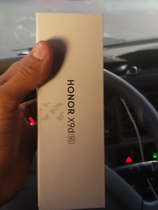 Honor X9d 5g sotiladi pachka hali ochilmagan 1 yigllik kafolati bilan