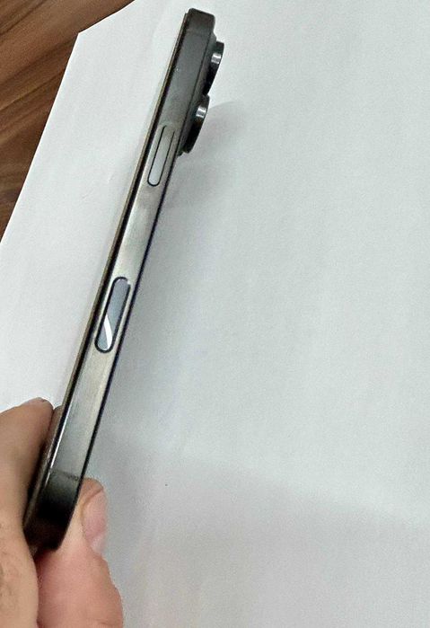 iphone 16 pro ca nou bateria 100% folie husa