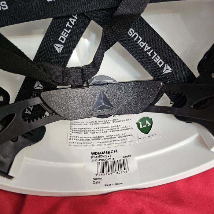 Каска Delta plus