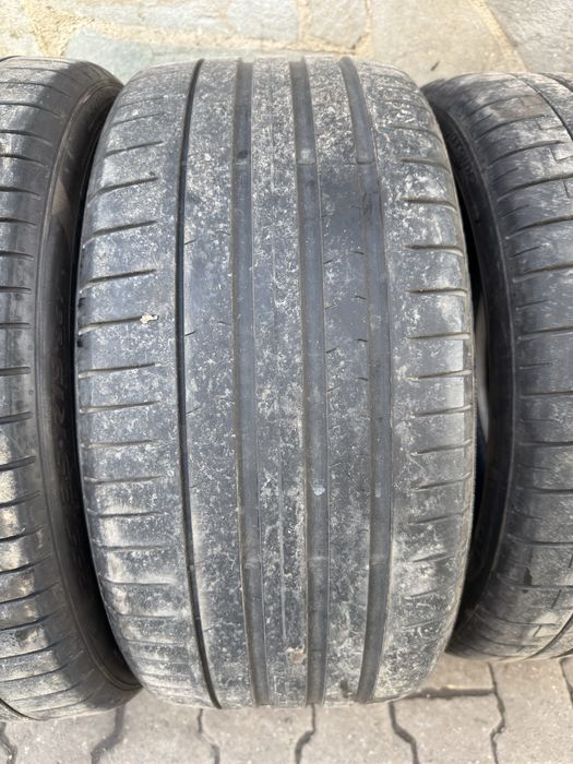 Pirelli P Zero vara 255/35 r19 dot 25/20
