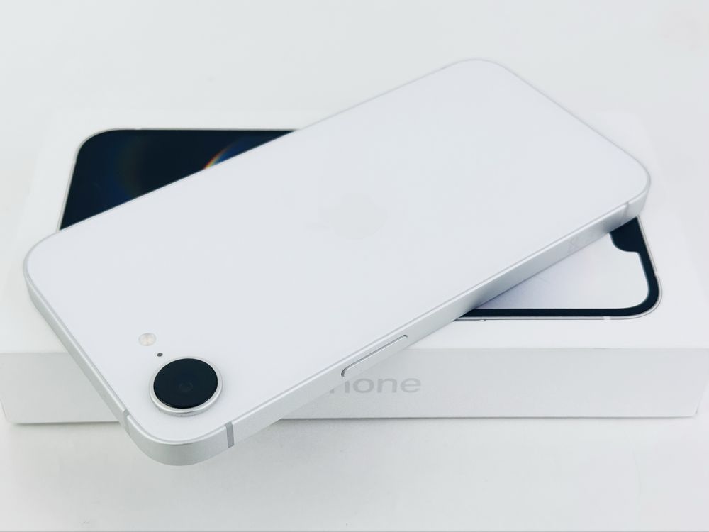 Apple iPhone 16e 128GB White 100% Battery! Гаранция!