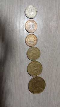 Набор из монет тиын наминалом 2,5,10,20,50, 1 тенге и юбилейная 1993