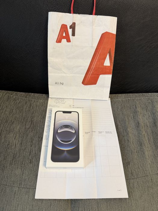 ЗАПЕЧАТАН 128GB iPhone 16e A1 Гаранция 2027 White / Бял