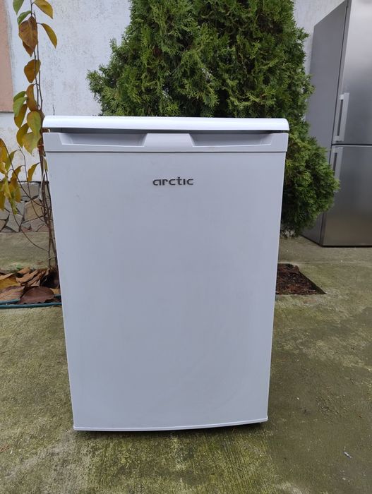 Vând frigider arctic