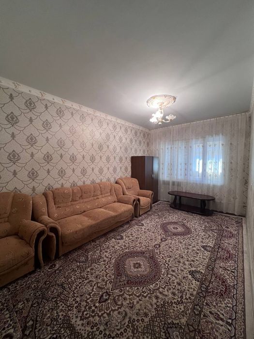 Dom sotiladi 3 xonali, 9-etaj