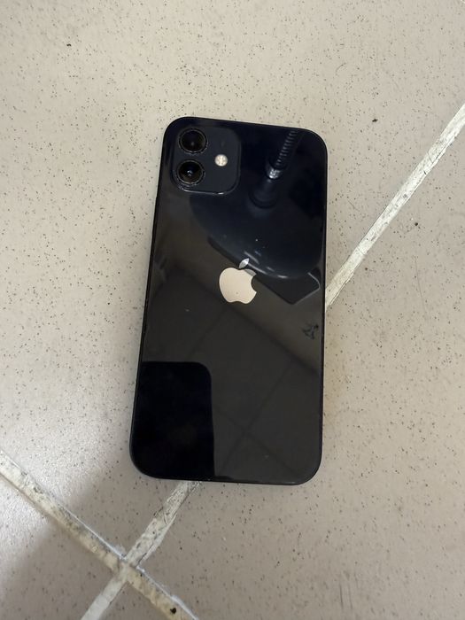 iPhone 12 black 128gb