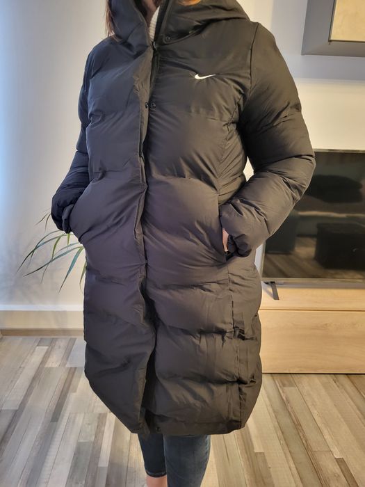 Geaca dama Nike lunga impermeabila
