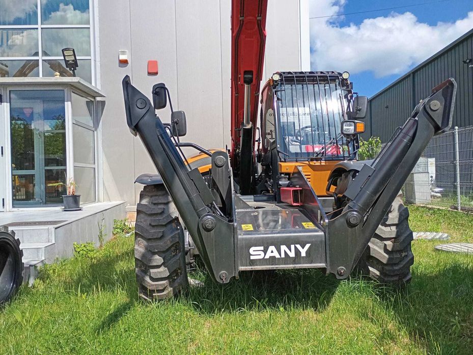 Telehandlere stivuitoare cu brat telescopic Sany STH1840