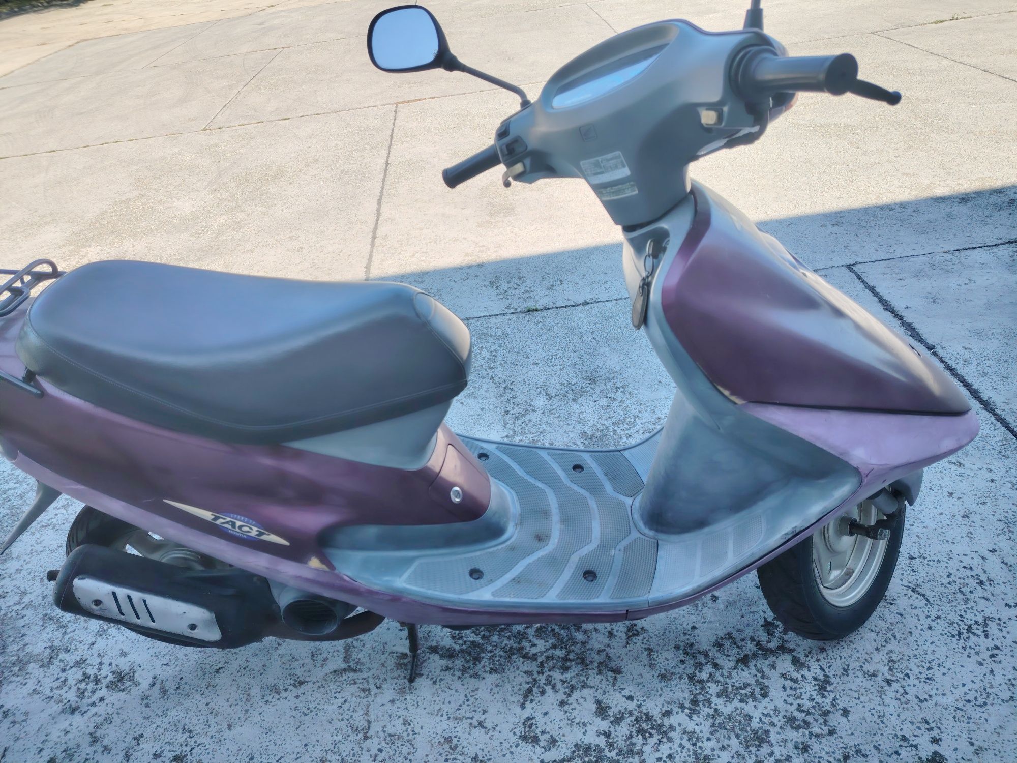 Скутер Honda Tact 50 кубика