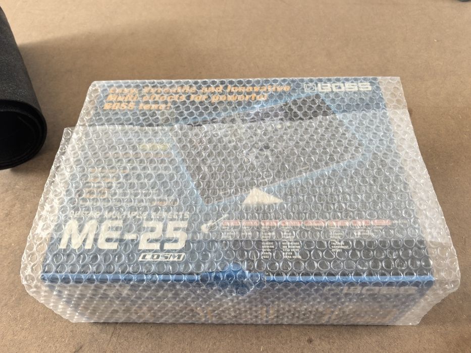 Китарен процесор Boss ME 25