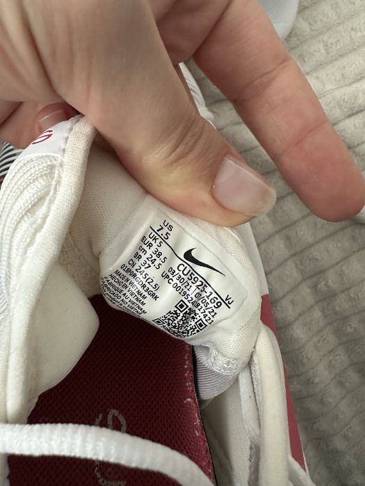 NIKE Wmns Air Zoom SuperRep 2