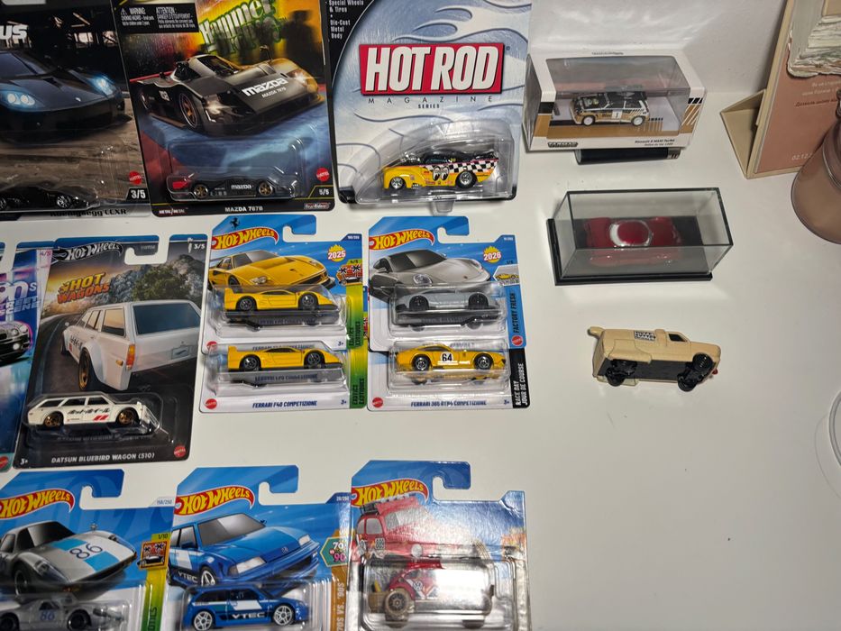 03.12 Hot wheels rlc, hot wheels premium,Ferrari Tarmac works, 100%