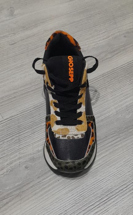 Adidași dama Geoseppe