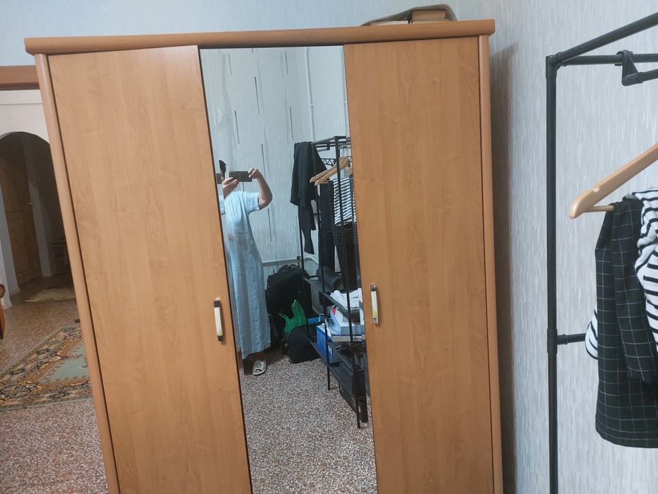 Шкаф, звук спальная кровать, мягкий уголок,