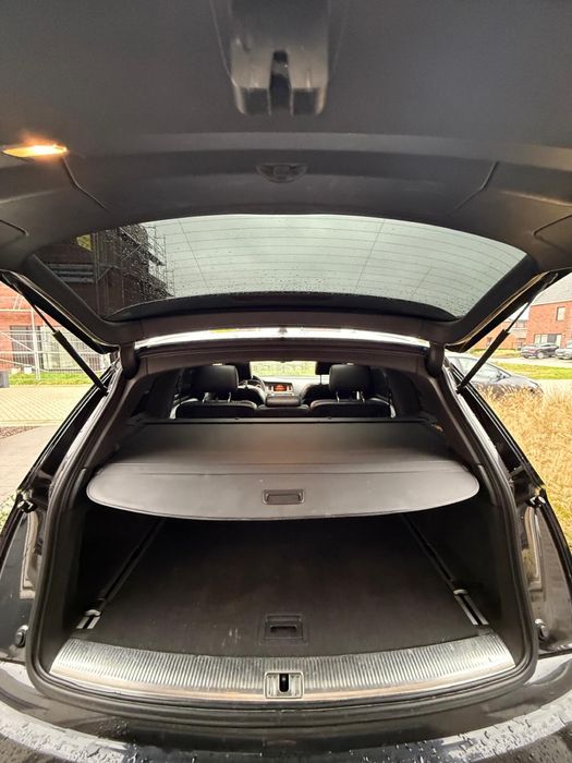 REZERVATA Audi Q7 3.0 TDI Quattro –  – 2010