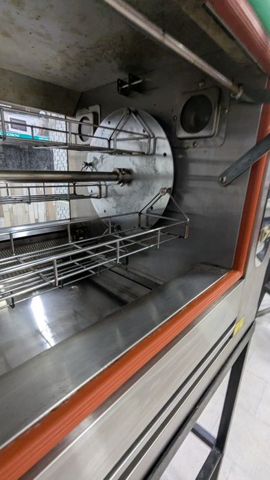 Продавам газов грил за пилета - 12 броя 

Продавам професионален