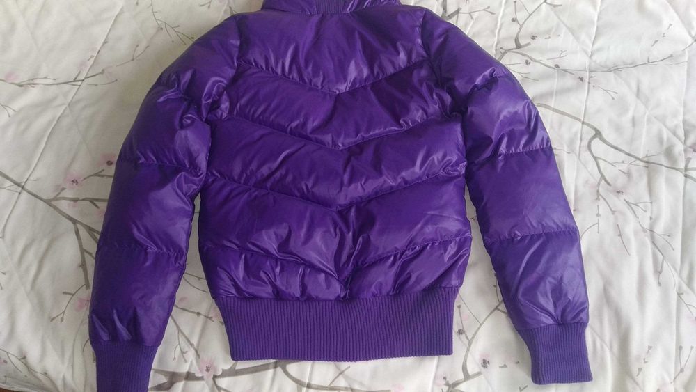 Продам куртку, пуховик Adidas