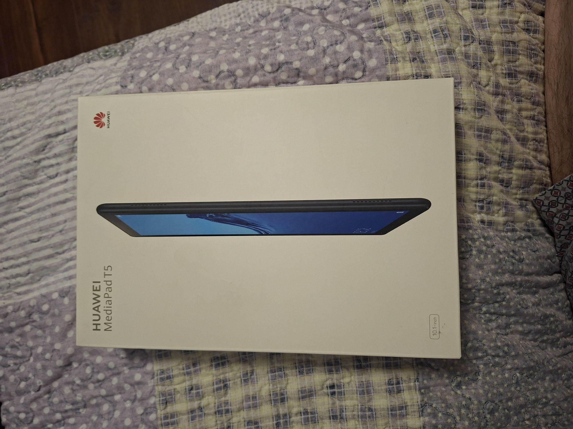 Таблет HUAWEI MediaPad T5