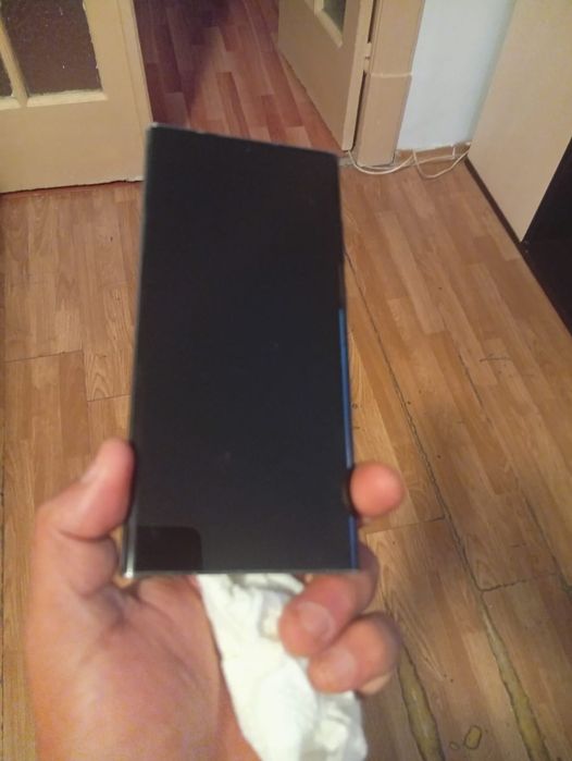 Samsung Galaxy s22 ultra memorie 512 GB telefonul funcționează perfect