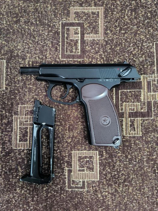 Pistol airsoft full metal blowback