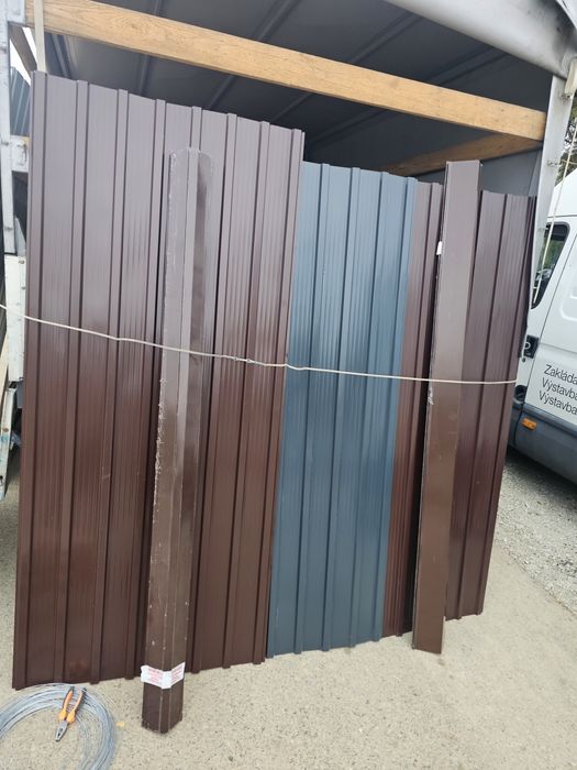 Vand Tabla Cutata Zincata Și Colorata Diferite Grosimi