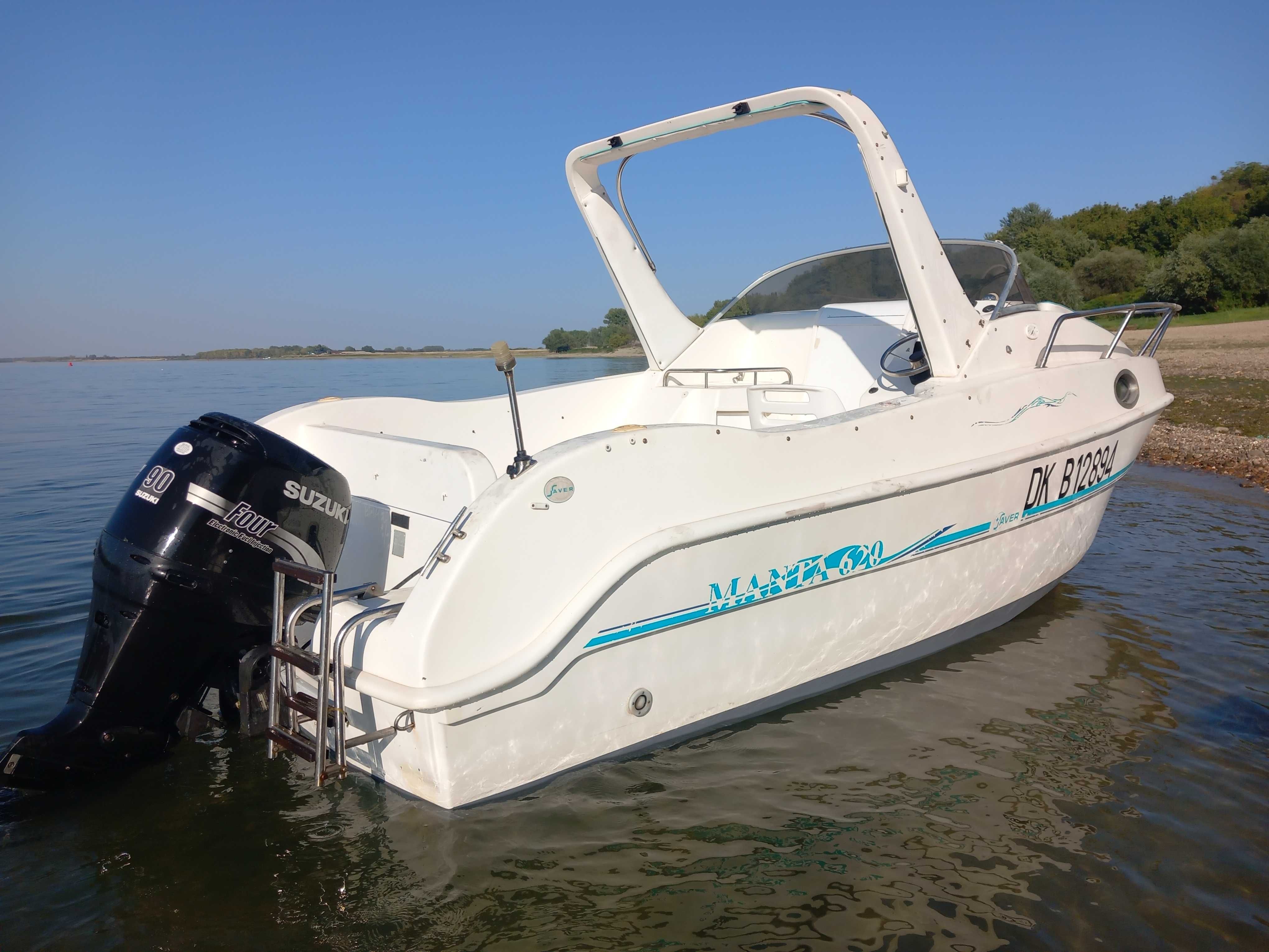 лодка Saver Manta 620 с двигател  Suzuki DF90 четиритактов EFI