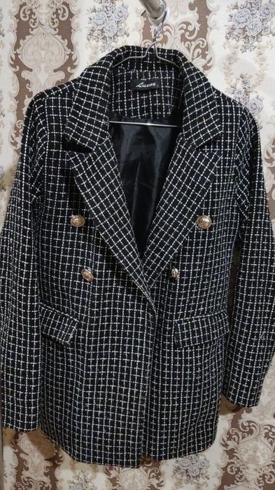 Женский костюм 4000 тг