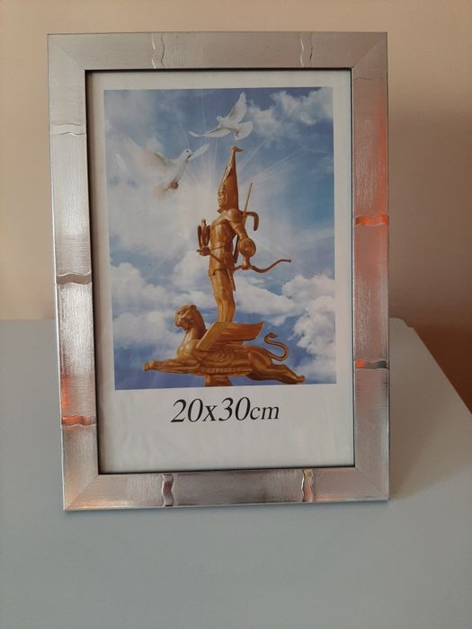 Продам фоторамку 20×30