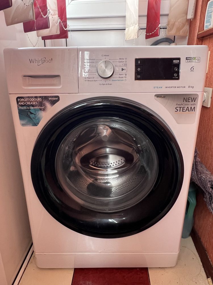 Masina de spalat rufe frontala Whirlpool, 9kg