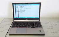 Laptop core i5 gen4 Fujitsu Siemens E754 functional dar dungi pe ecran