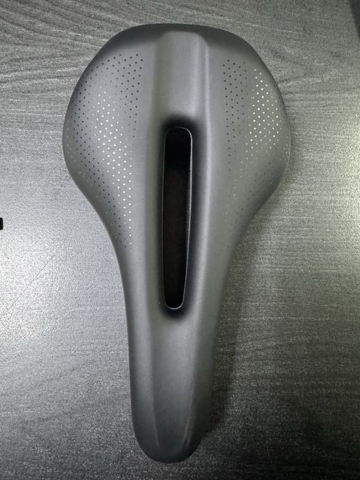 Sa bicicleta Trek Verse