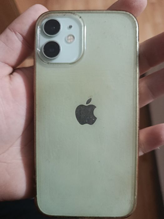 Iphone   12 mini.