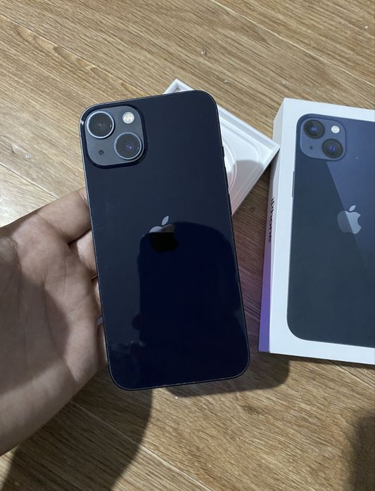 Продам Айфон 13 128gb