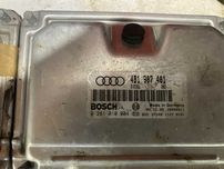 Компютър еку ecu електронен блок двигател Ауди а6 2.5тди AYM
