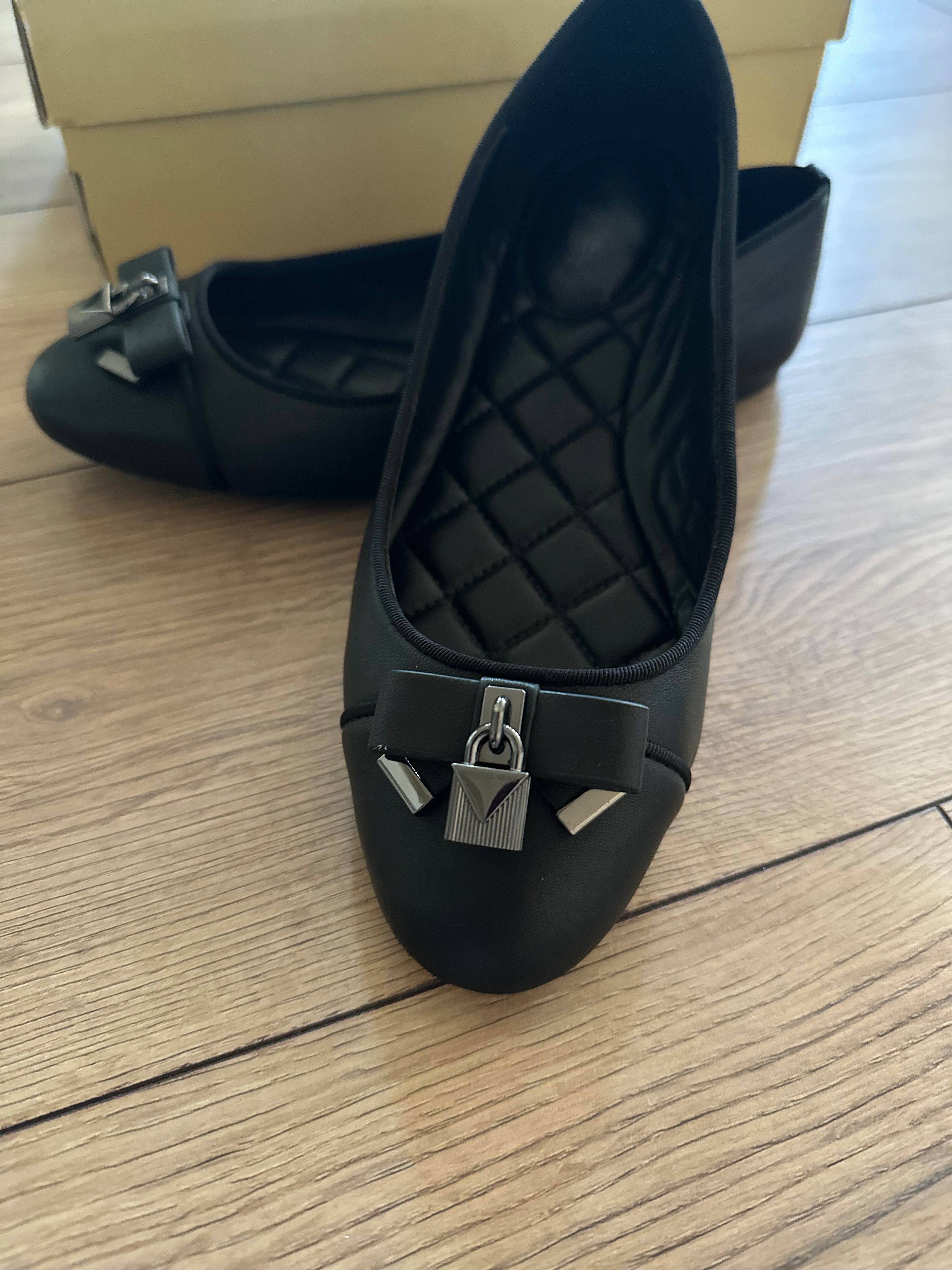Michael Kors обувки