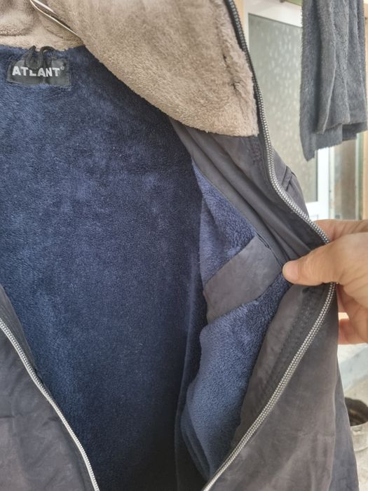 Мужская куртка  в хорошем состоянии