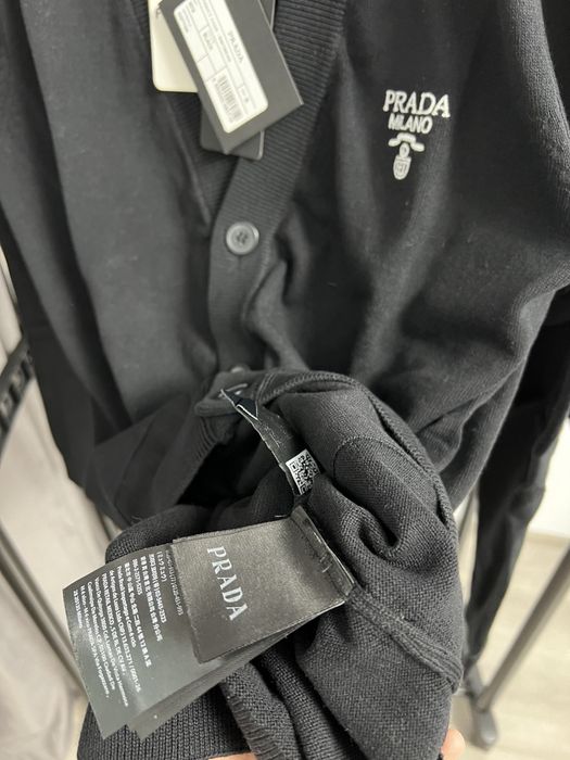 Bluza PRADA super calitate