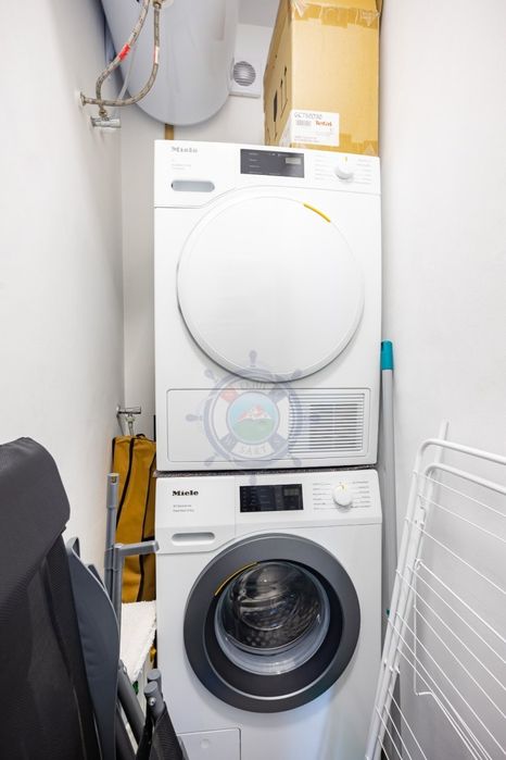 Дава се под наем Тристаен апартамент в Варна, Чайка - 160 кв.м за 2000 € - Снимка #9