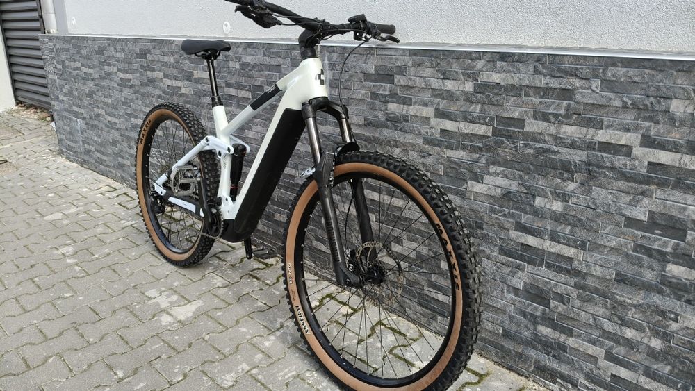 Cube stereo 140p carbon 750wh bosch