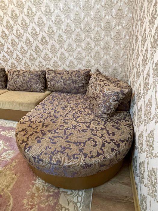 Диван в отличном состоянии