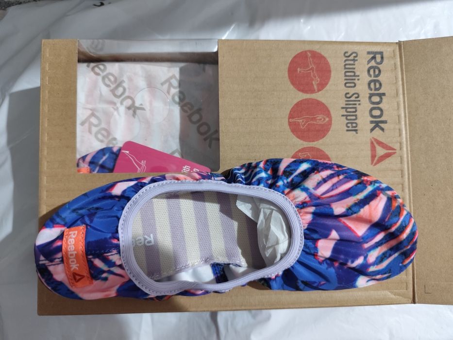 Новые чешки REEBOK для йоги и танцев