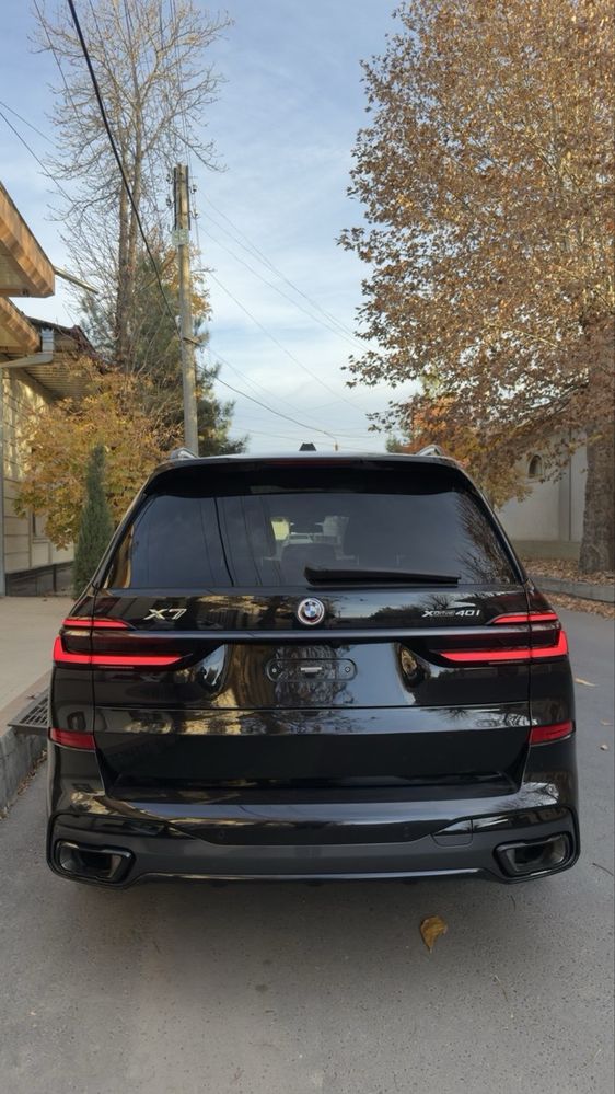 Bmw x7 m paket full bowers wilkins kalonka