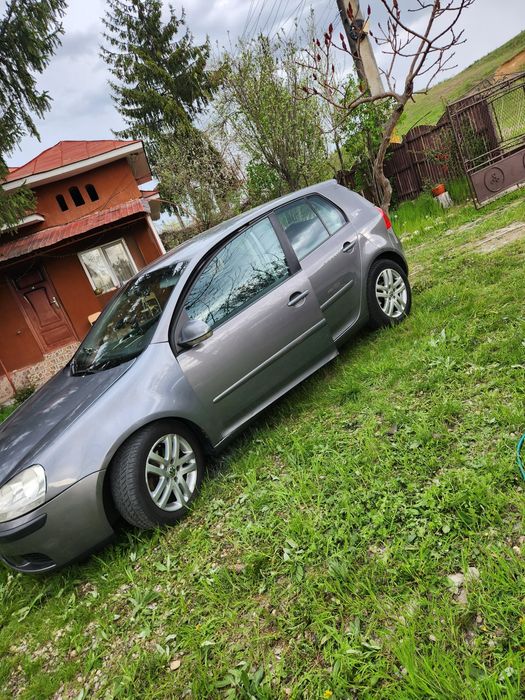 Vînd golf5 2007 cu gpl de fabrică