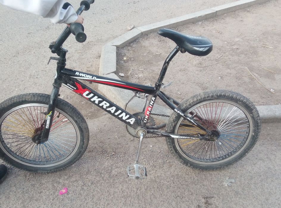 Продам велик срочно