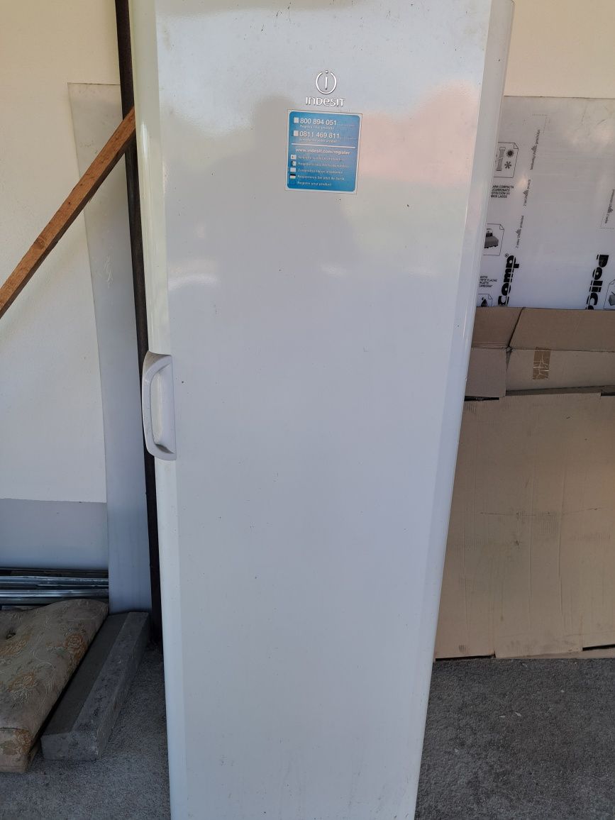 Congelator Indesit