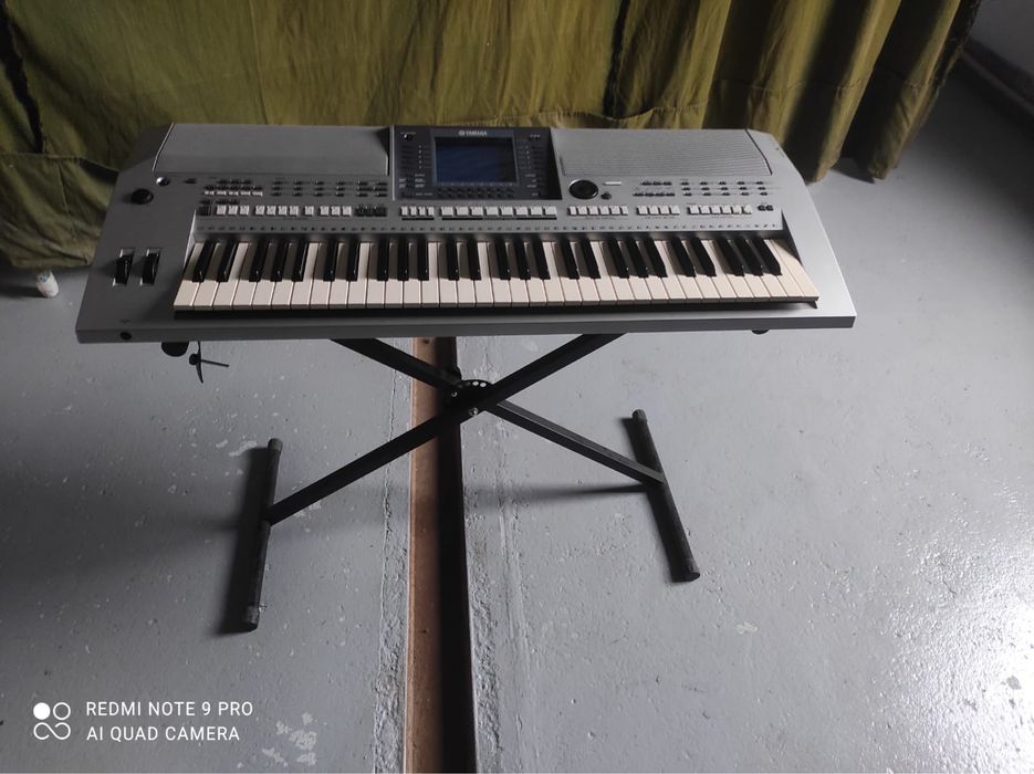 Yamaha PSR S700   - 300000тг