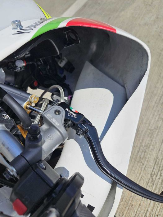 Yamaha R1 2008 - Circuit/pista/track