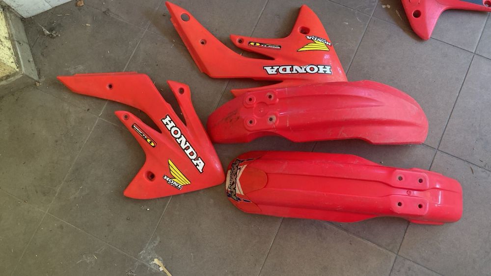 Пластмаси за honda crf 150